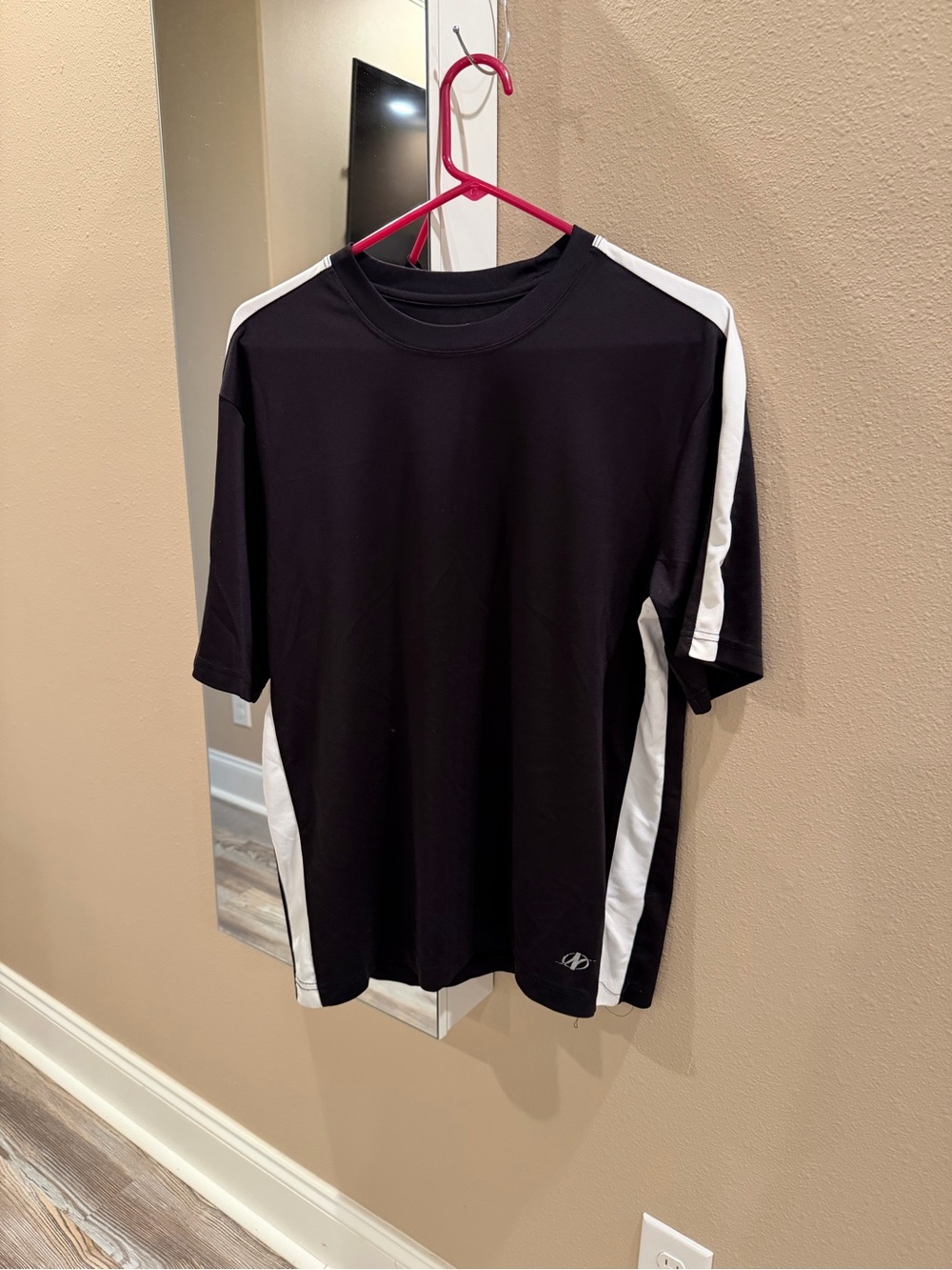 Men's Black Short Sleeve Athletic Tee with White Side Panels